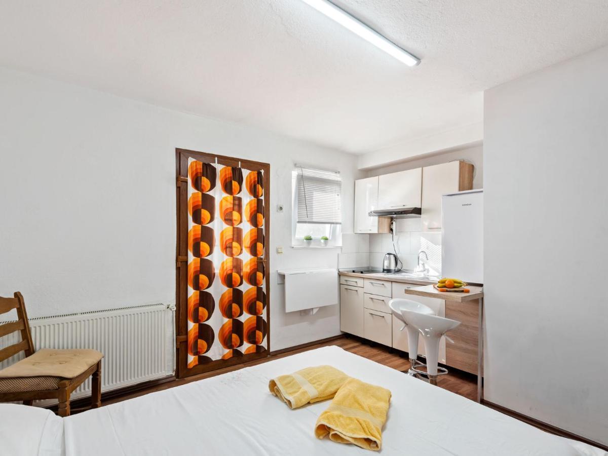Cosy Holiday Home In Zadar With Garden Kültér fotó